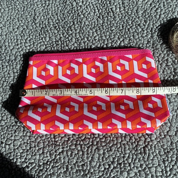 CLINIQUE Cosmetics Bag by Jonathan Adler - Picture 6 of 9